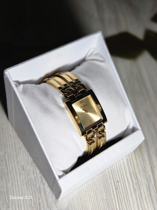 " GUESS"  Брендовый сағат