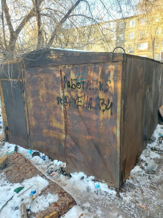 Продам гараж.Рынок Караван
