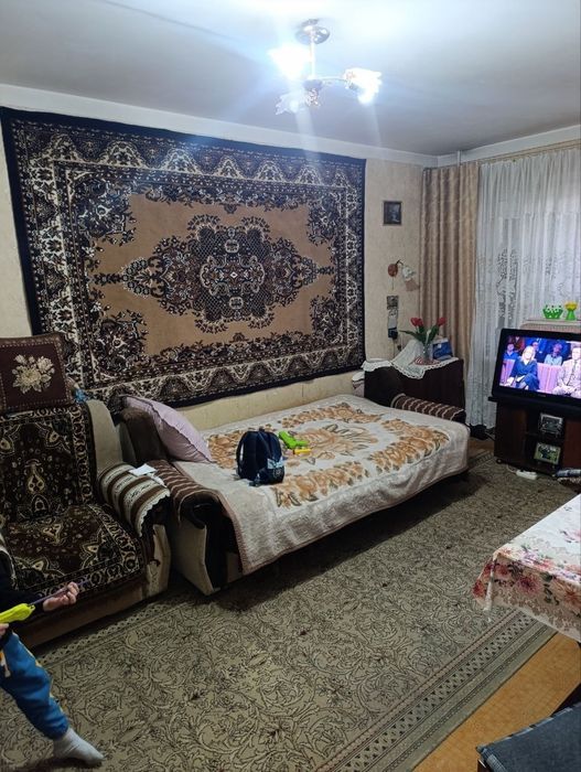 Срочная продажа! 2-ком квартира, 3/4 этаж, 43м², Бывшее общежитие