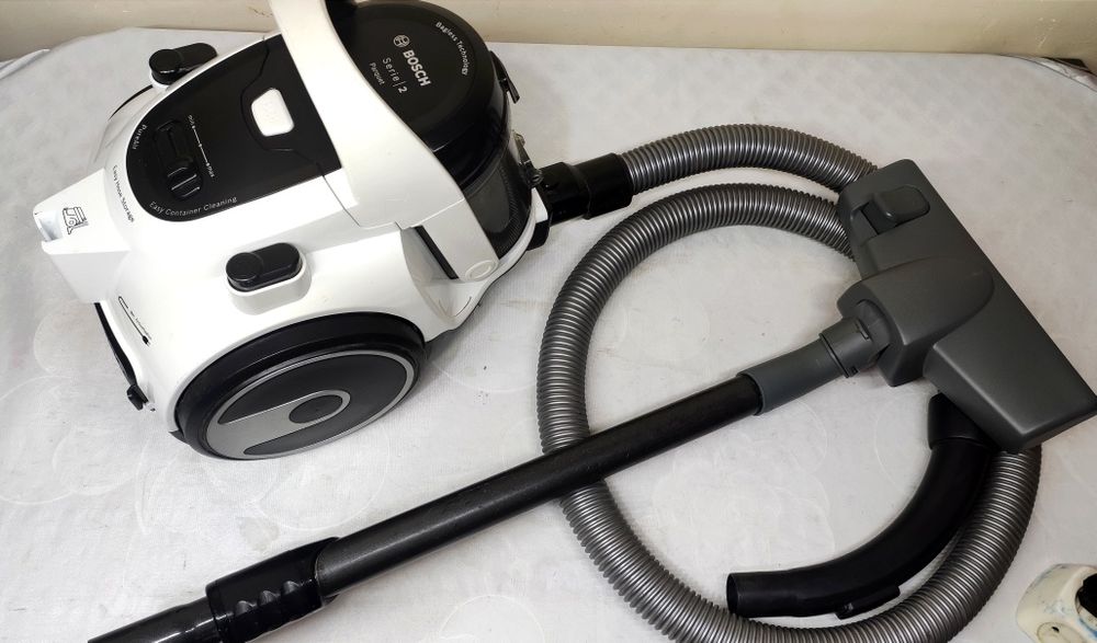 Bosch Serie 2  пилесос