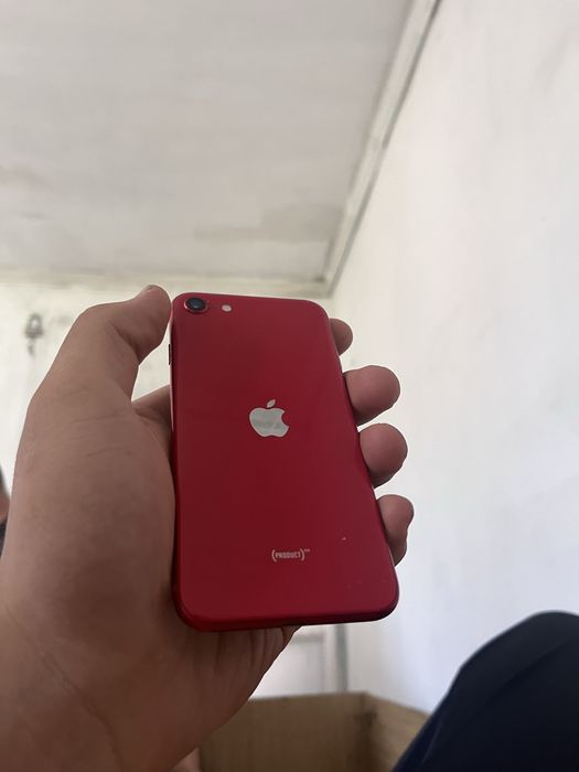 Айфон se2022 64gb 72%