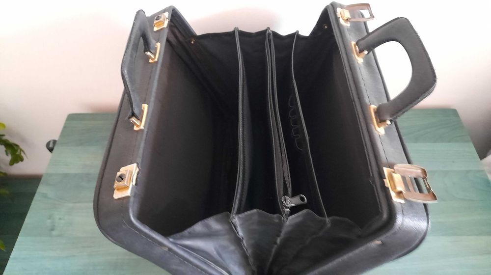 Servieta tip diplomat din piele brand „Muster Pack”