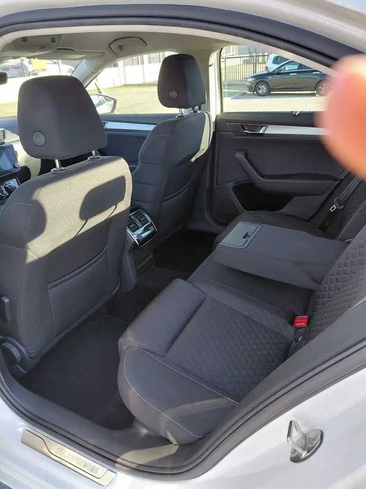 Skoda Superb 2.0 TDI 150cp