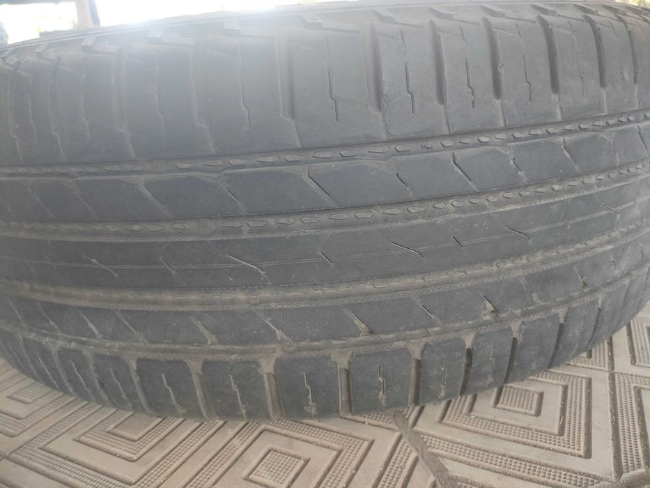 Продам шины в отличном состоянии