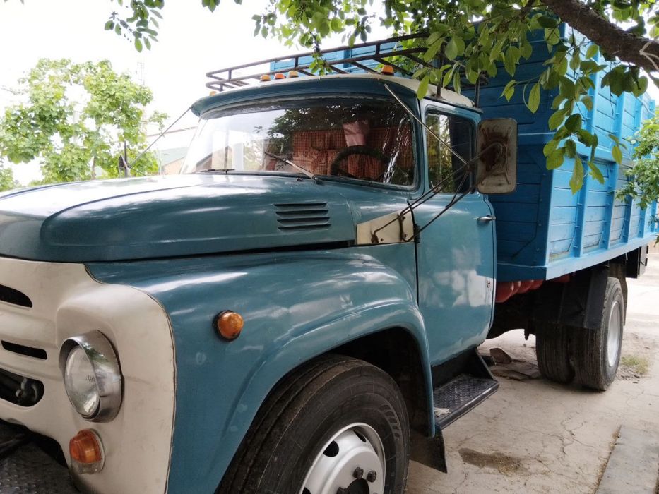 Zil-130 Sotiladi