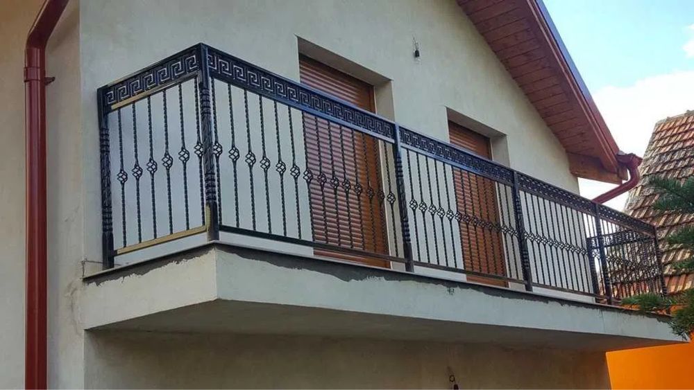 Balcoane,balustrade,riflaje metalice,fier forjat.porti jaluzele