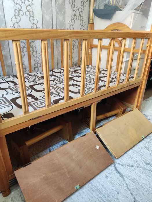 Детская кровать.