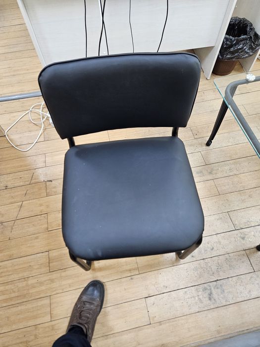 Продам пуфик для офиса или для дома