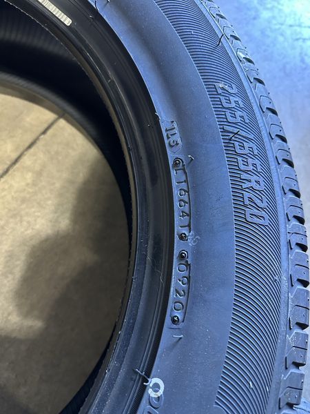 255/55/20 LASSA 2бр