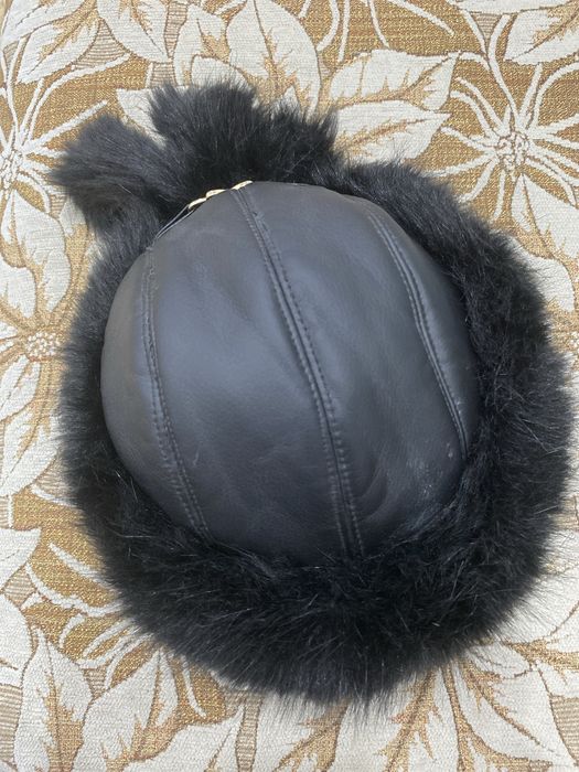 Продам зимную шапку