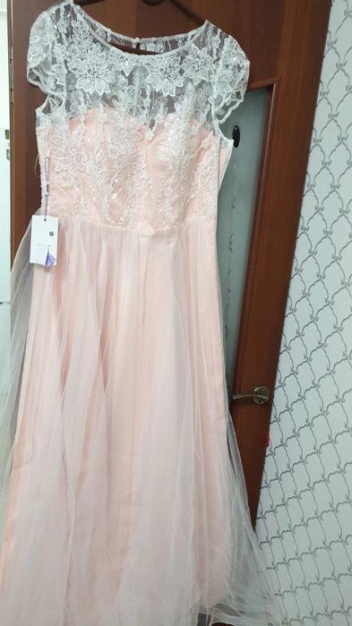 Новое вечернее платье продам