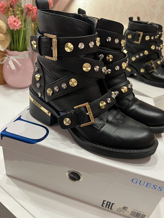 Зимни обувки Guess