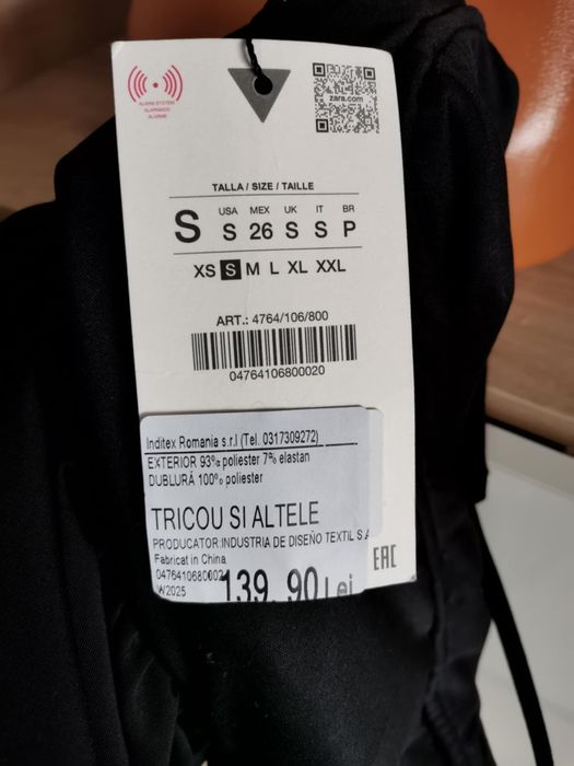 Top negru catifelat Zara nou cu eticheta mărime S