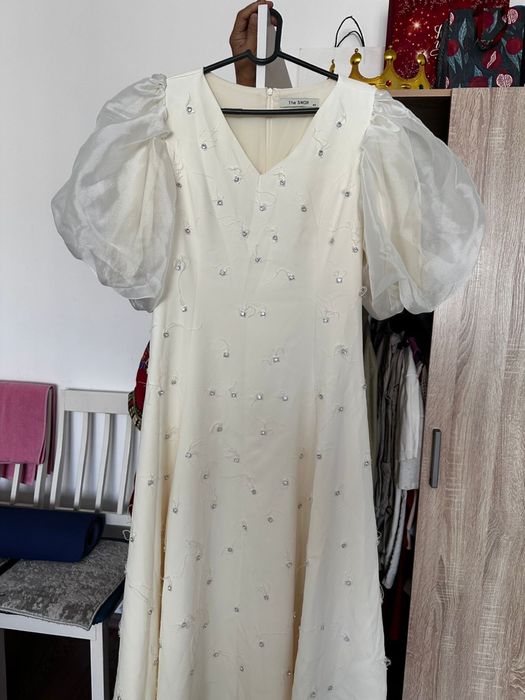 Продается вечерняя платья