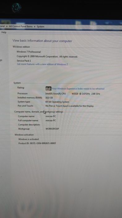 Vând PC workstation Fujitsu zimens w3520 2.67 Ghz