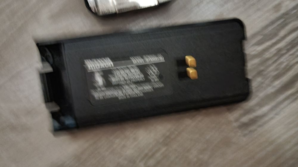 Продам рацию maxon sl55 + v2