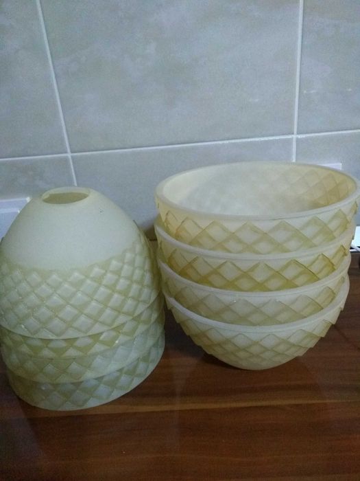 8 abajururi sticla mată