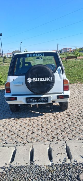 Vând Suzuki Vitara 16BENZINA