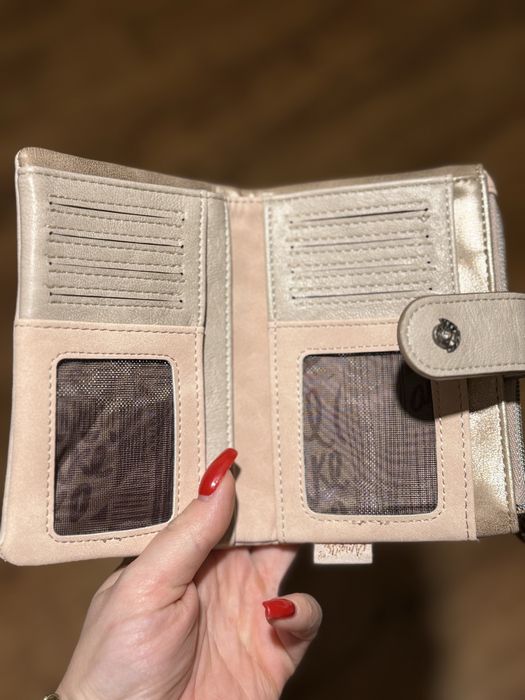 Дамско портмоне Anekke