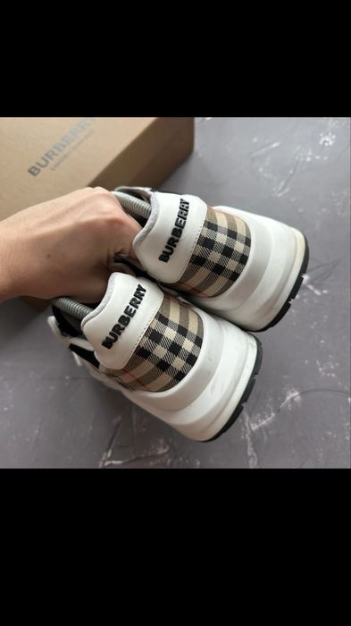 Papuci Burberry Arthur Snakers