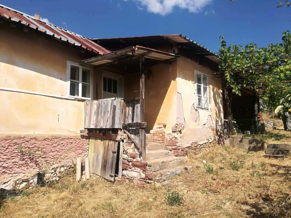 Продава се Къща в с. Кошарево, Област Перник - 80 кв.м за 1063 €/кв.м - Снимка #19