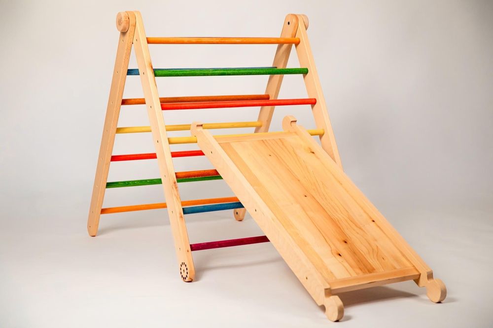 Triunghi Pikler cu rampa/tobogan NOU