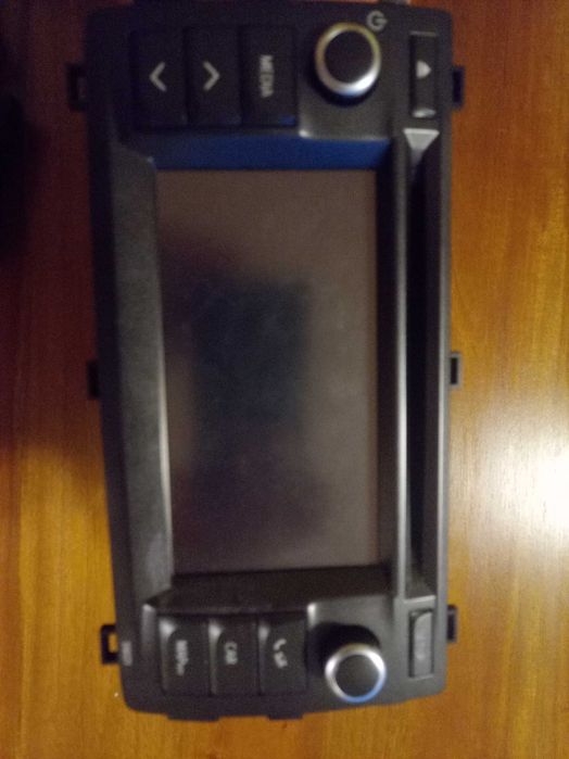 Мултимедия за тойота аурис 2012-2018 с GPS модул