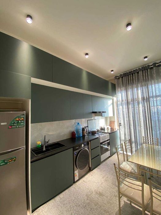 Мукимий кўчасида, Новза метрога якин кизларга EVRO квартира без маклер