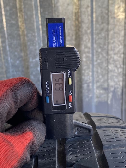 215/55/17 Зимни