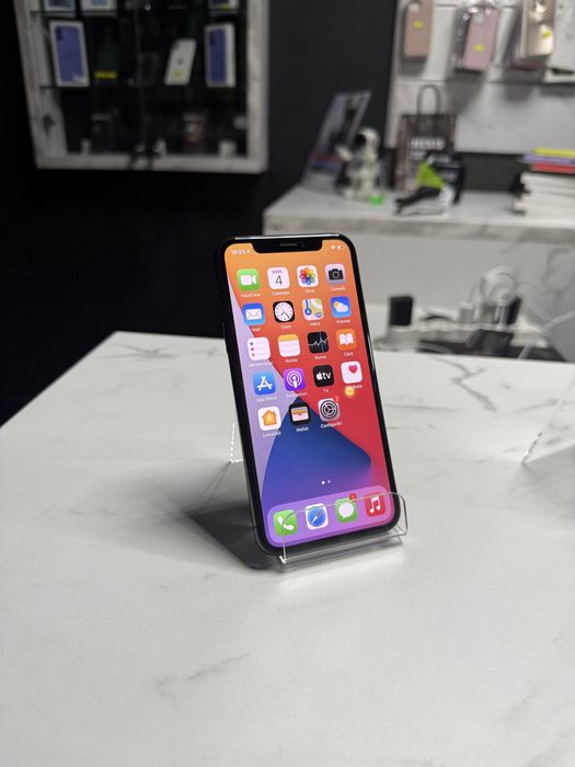 Magazin telefoane Iphone X / 10 impecabil