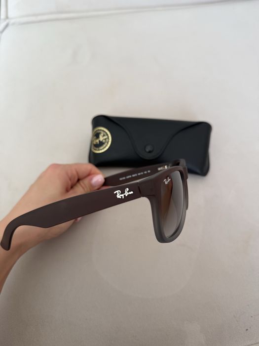 Оригинални очила на Ray-Ban