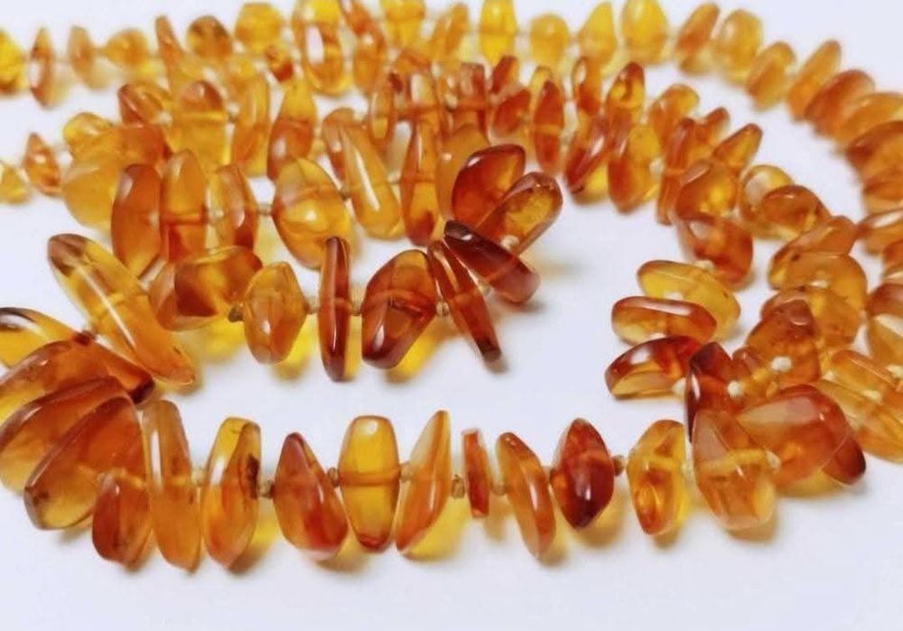 Colier din chihlimbar natural culoare coniac auriu