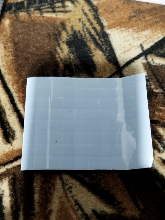 Самозалепващо огледално фолио