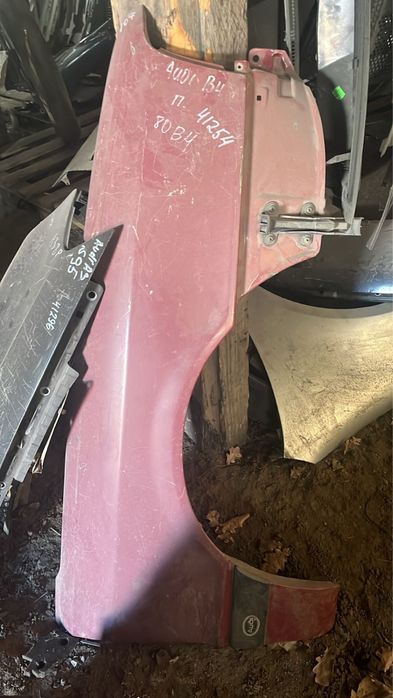 Крыло правое Ауди 80 Б4