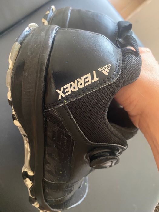 Маратонки adidas