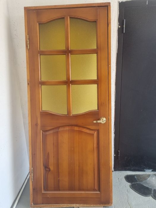 Продам двери межкомнатные