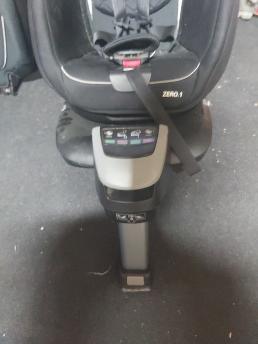 Vand scaun copil cu isofix Recaro
