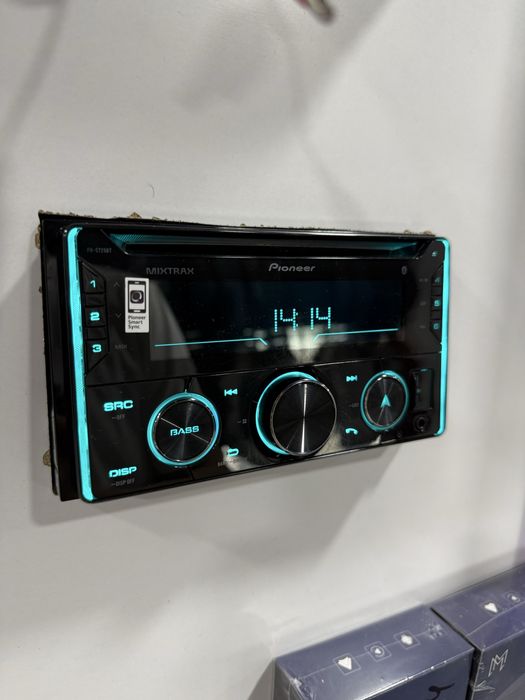 Pioneer 725 b/u ideal xolatda
