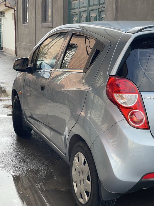 Срочно продам спарк автомат в хорошем состоянии!