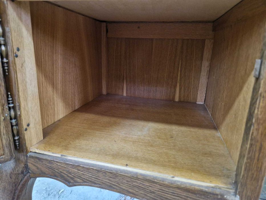 Тоалетка пълен масив с тройно фасетно огледало в стил "ЛУИ XV"