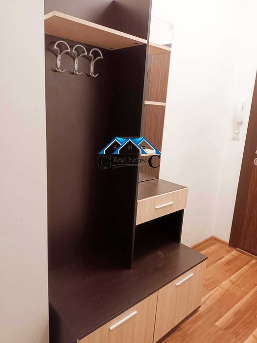 Продава се Тристаен апартамент в Варна, Възраждане 1 - 75 кв.м за 7 €/кв.м - Снимка #15