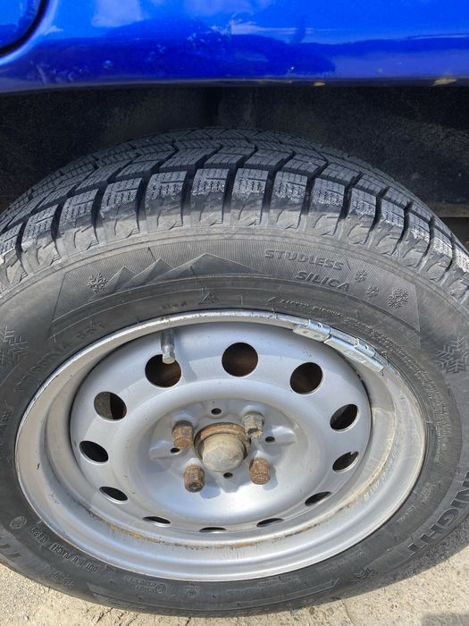 Шины зимни.