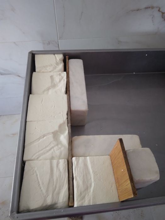 Telemea de oaie proaspătă