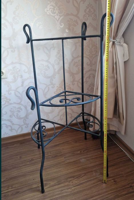 Цветарник от ковано желязо