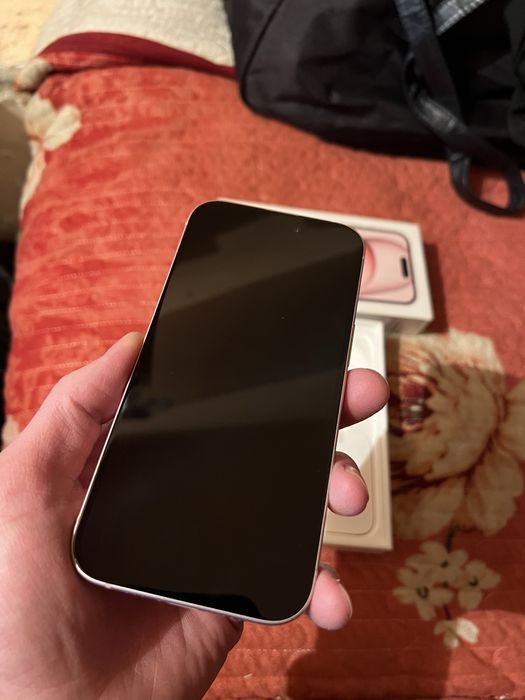 iPhone 15 на 128 85%