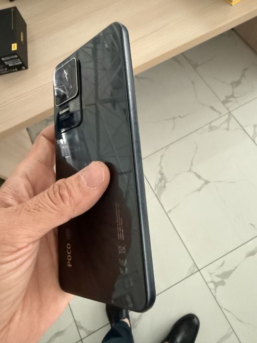 Poco F4 256 gb/ 8 bg