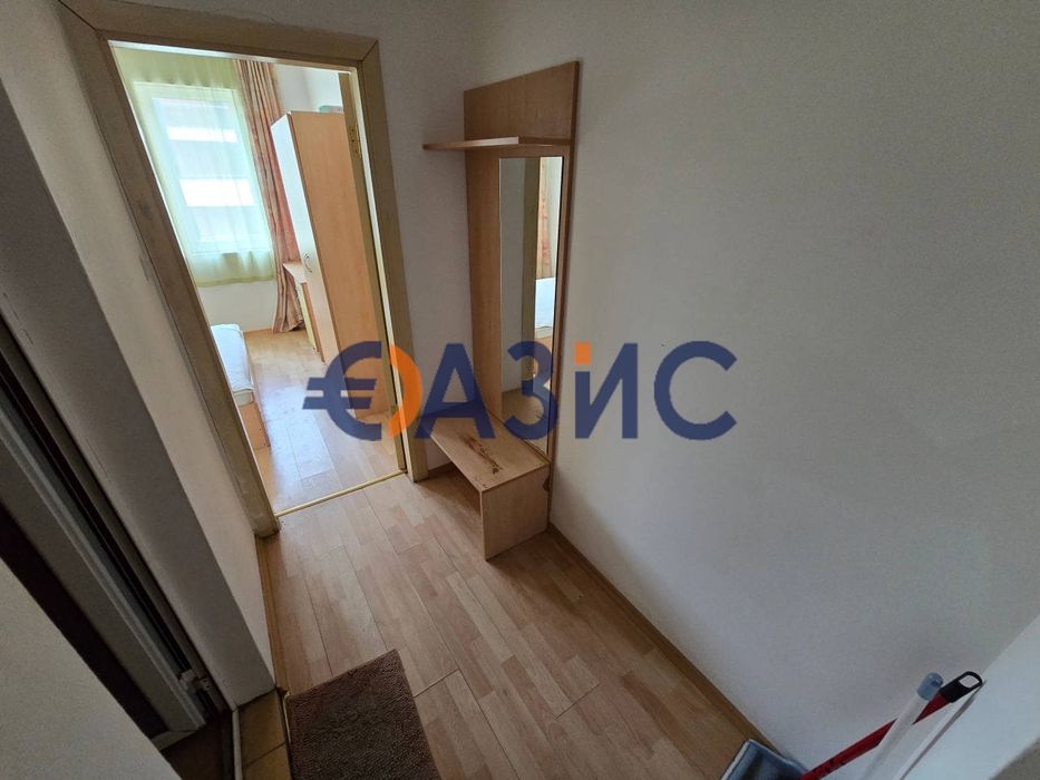 Продава се Двустаен апартамент в к.к. Слънчев бряг - 60 кв.м за 934 €/кв.м - Снимка #5