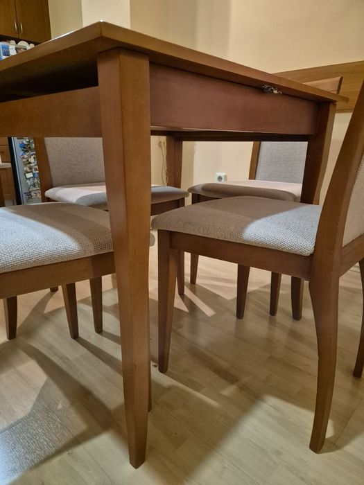 Трапезарна маса и 6 стола