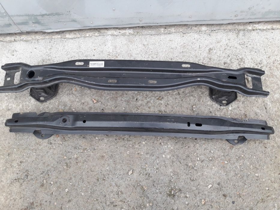 B.M.W.3 originalna zadna greda