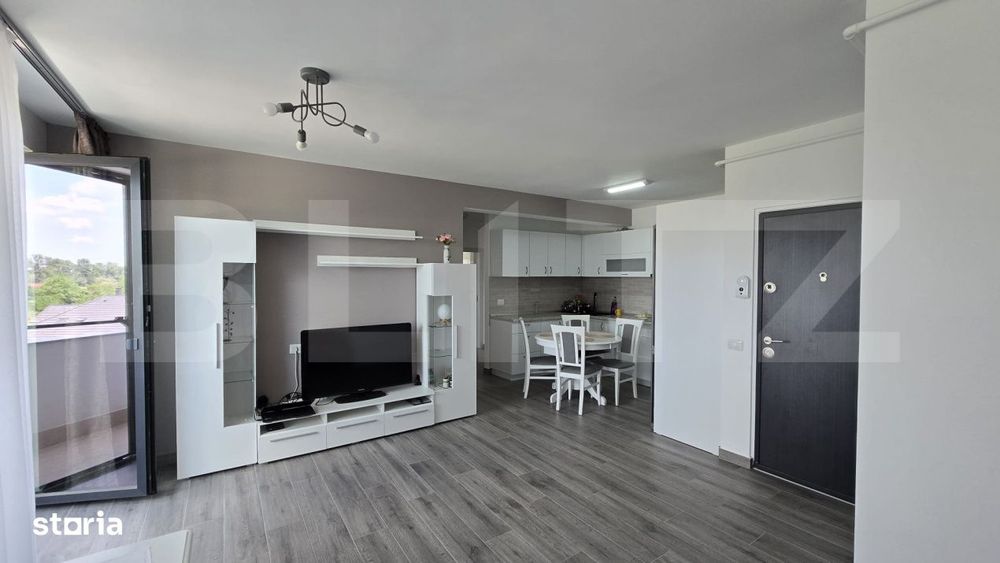Apartament 3 camere, 68.60 mp, zona Micro 16